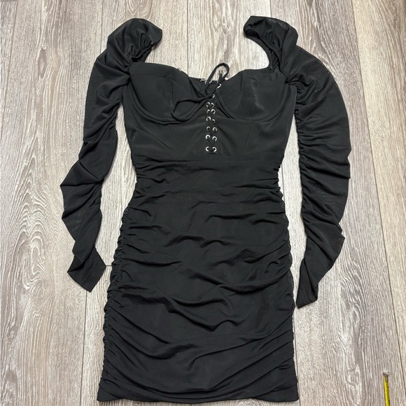 Oh Polly Black Lace-Up Long Sleeve Dress - Picture 3 of 10
